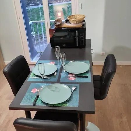 Refait A Neuf Pour 3 Personnes Avec Wi-fi * Vic-sur-Cere
